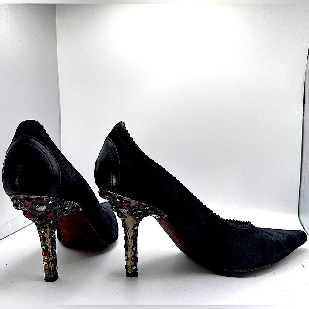 Vintage Donald J Pliner Black Suede Featuring Unique Studded/Jeweled Heel Sz 6.5 - Picture 2 of 15